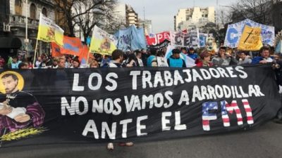 San Cayetano: masiva marcha en la Plaza de Mayo contra el ajuste de Macri y el FMI