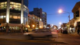 El comercio de Puerto Madryn despidió en seis meses la misma cantidad de empleados que en tres años