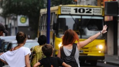 Rosario: En casi medio siglo nunca viajaron tan pocos pasajeros en ómnibus urbanos
