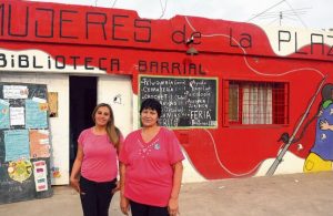 Rosario: Antes iban a la biblioteca a leer, ahora sólo van a tomar la leche