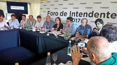 ¿Fue magia? Intendentes de Cambiemos refuerzan su defensa de Vidal y Macri y se muestran hiperactivos