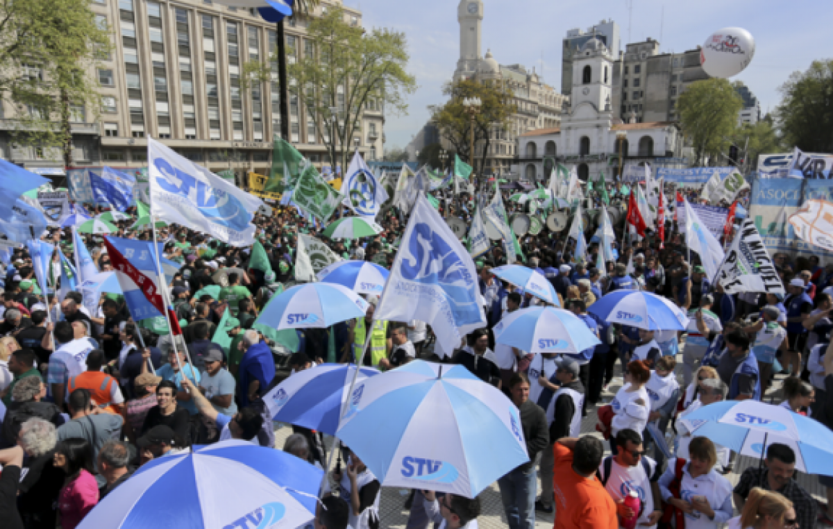 Masiva movilización a Plaza de Mayo