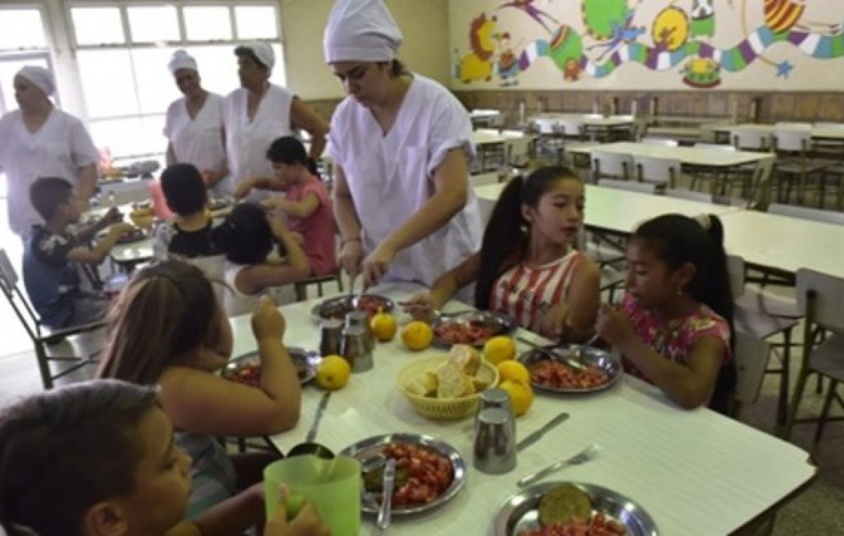 Granadero Baigorria: Por la crisis, reemplazan la carne en comedores escolares