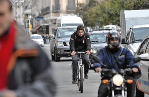 En Bahía Blanca cada familia gasta un cuarto de sus ingresos en transporte