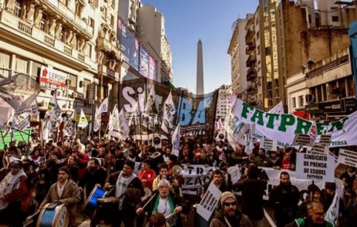 Con más de 3 mil periodistas despedidos Macri dijo que «nunca hubo tanta libertad de prensa»