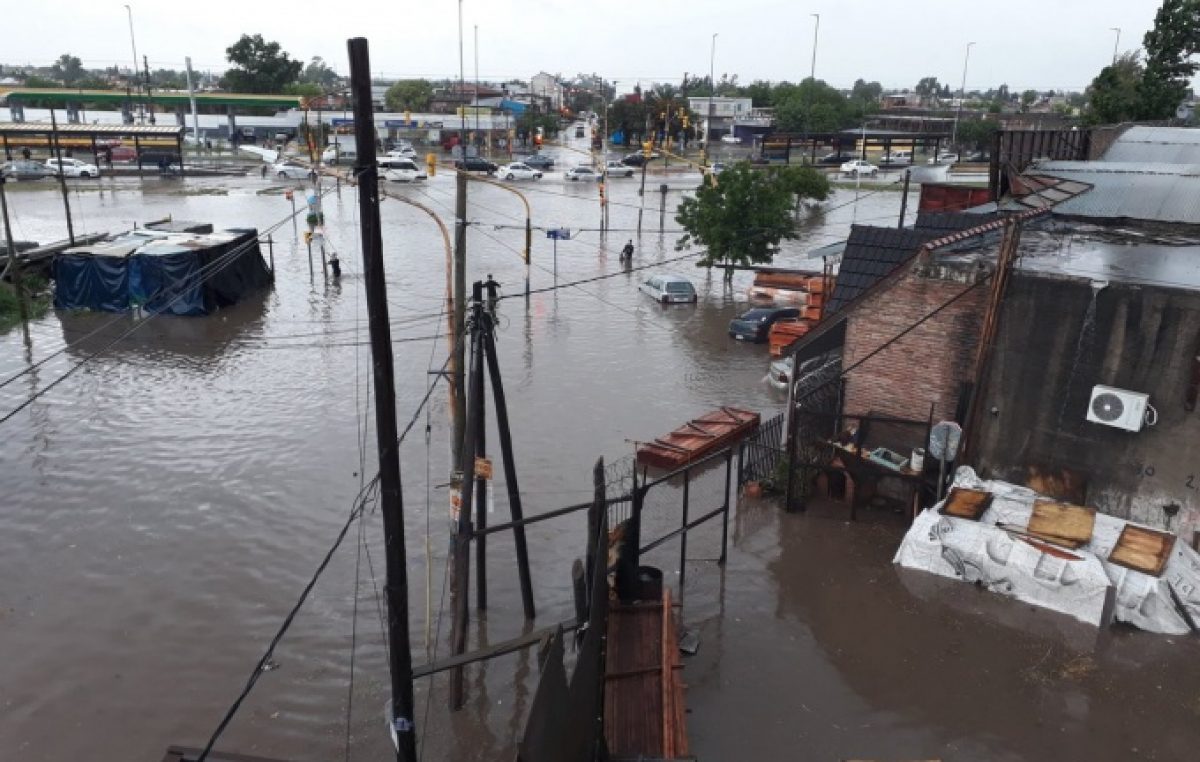 Buenos Aires: El diluvio que los dejó inundados y a ciegas