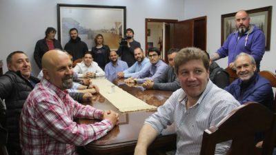 Río Grande: El Intendente anunció la recategorización de 200 trabajadores municipales sin pérdida de antigüedad