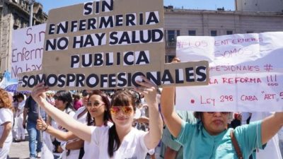 La Ciudad de Larreta: profesionales de la salud marcharon contra la precarización laboral
