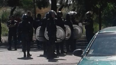 Trabajadores de Cresta Roja fueron reprimidos por la policía mientras reclamaban por ser reincorporados