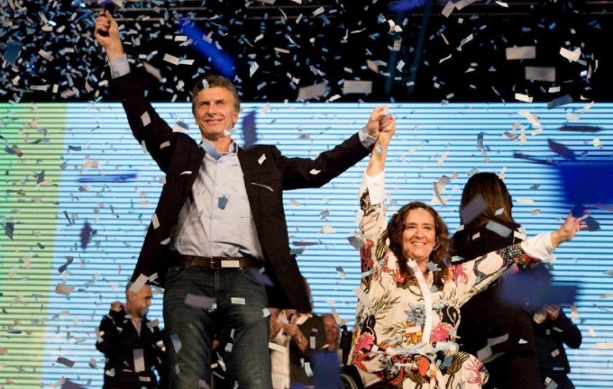 Revelaron que Macri cumplió sólo dos de las 20 promesas que realizó en la campaña presidencial