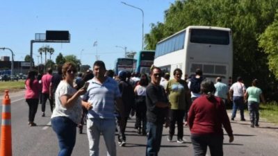 Buenos Aires: Municipales de toda la provincia fueron demorados por la policía con un “trato discriminatorio”