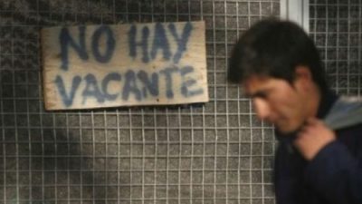 Cada vez más argentinos buscan un segundo trabajo