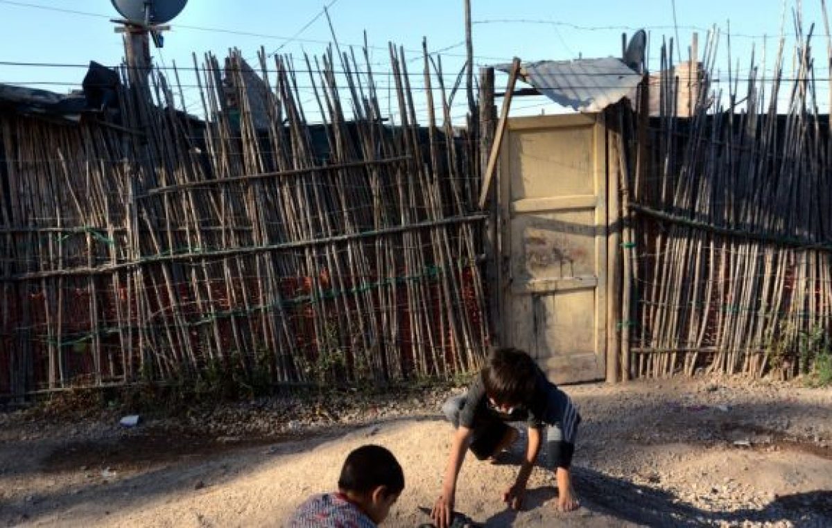 Baños y viviendas inadecuados: el gran déficit para niños de la región Cuyo