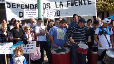 En Acebal, los despedidos de la industria del calzado piden auxilio a la Comuna