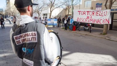 Cipolletti: No reincorporarán a los treinta municipales y Sitramuci amenaza con denunciar a la Muni