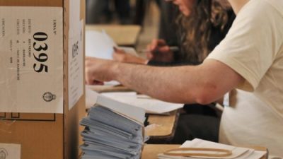 Cien municipios y comunas cordobesas van a las urnas el 14 de abril