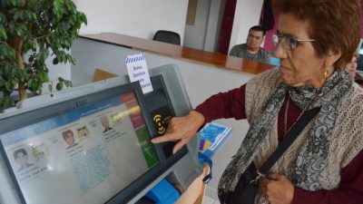 El intendente de Neuquén invertirá más de 43 millones de pesos en el voto electrónico