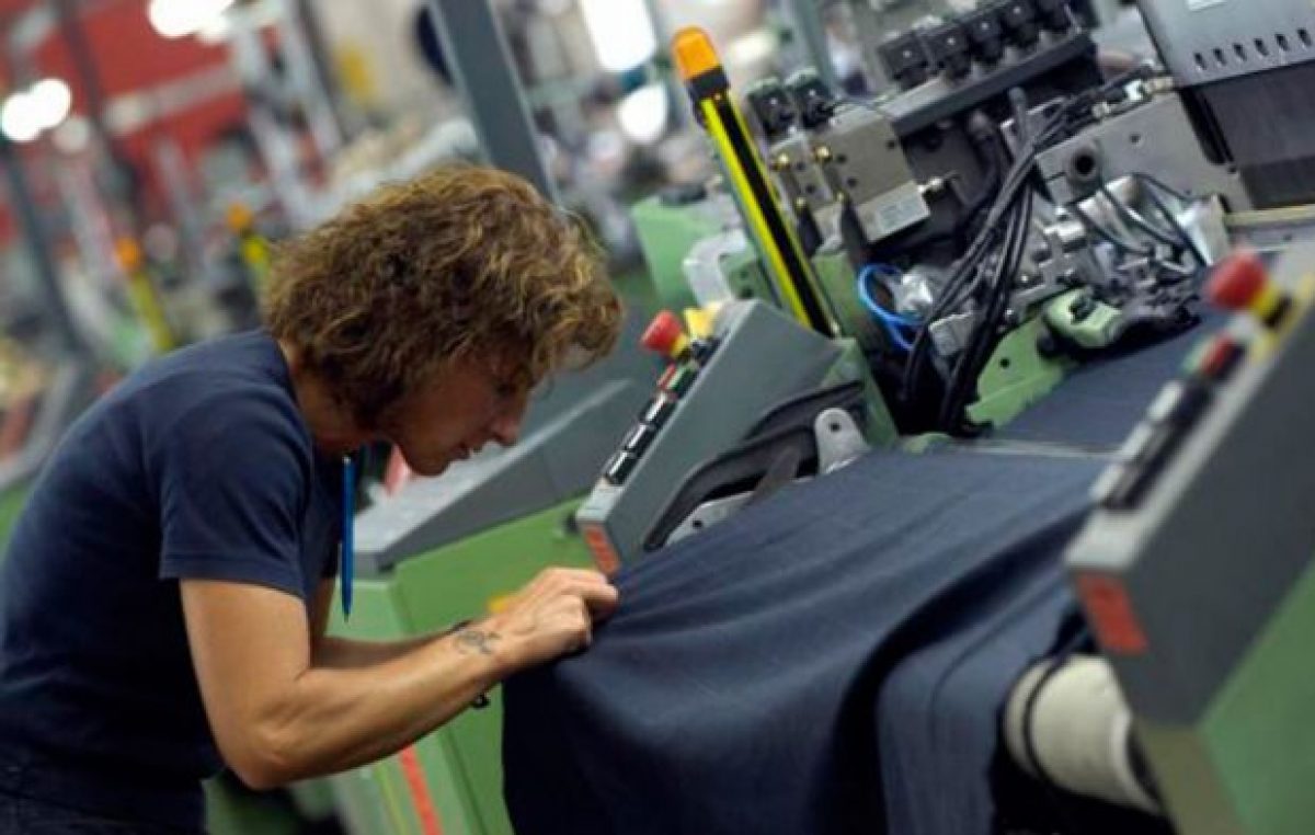 Debacle de la industria: El sector textil perdió 17 mil puestos de trabajo en tres años