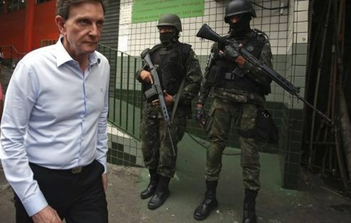 Critican al alcalde de Río por llamar corrupta a la policía