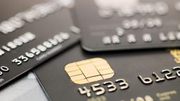 En Córdoba, seis de cada 10 familias compran en cuotas o al fiado