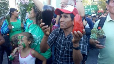 Mega Verdurazo: una ayuda humanitaria para el hambre que se padece en Argentina
