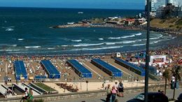 Estadías cortas, poco gasto y clima irregular: el sabor amargo de una temporada que decepcionó en Mar del Plata