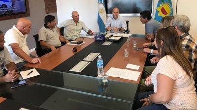 La paritaria municipal en Pilar arrancó con pedidos del 50% de aumento