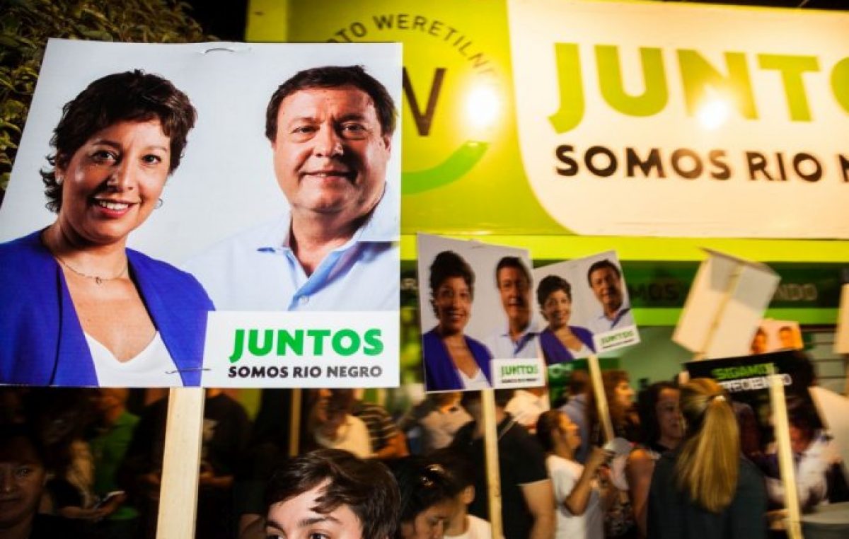 Río Negro: Mientras se alejan sus chances de reelección, Macri festeja victorias ajenas