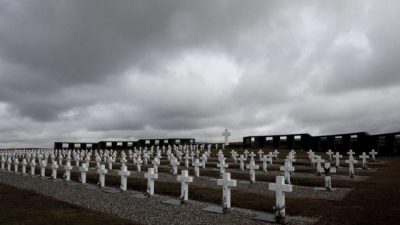 Prohibido Olvidar: los números de una guerra que duró 74 días y mató a 649 argentinos