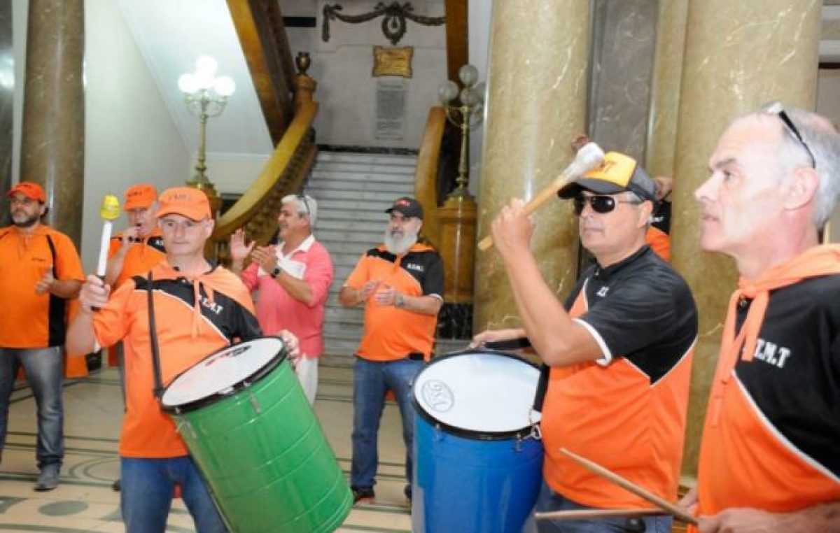 Trabajadores municipales de Tandil piden por el tratamiento del convenio colectivo de trabajo