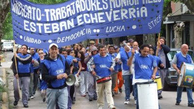 Municipales de Echeverría exigen una convocatoria a paritarias