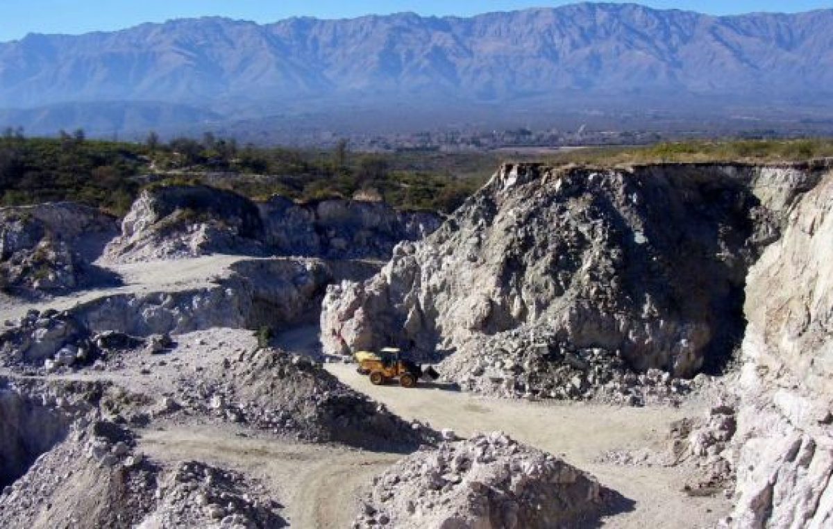 Sigue la controversia por la exploración de litio en Traslasierra