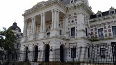 Buenos Aires: Estiman que el próximo gobierno provincial deberá afrontar vencimientos de más de U$D 7 mil millones
