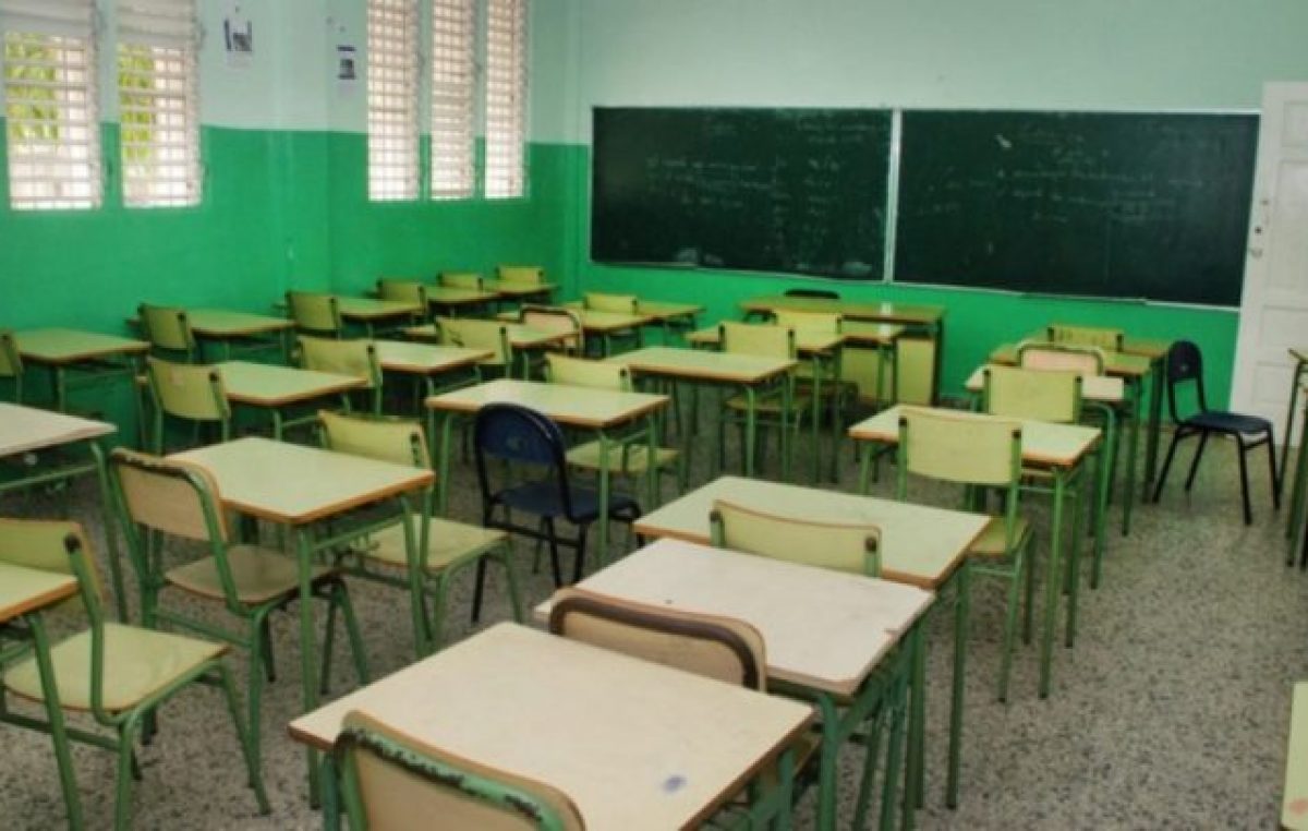 Alumnos de cuatro distritos bonaerenses dejaron de ir a la escuela porque no pueden pagar el transporte