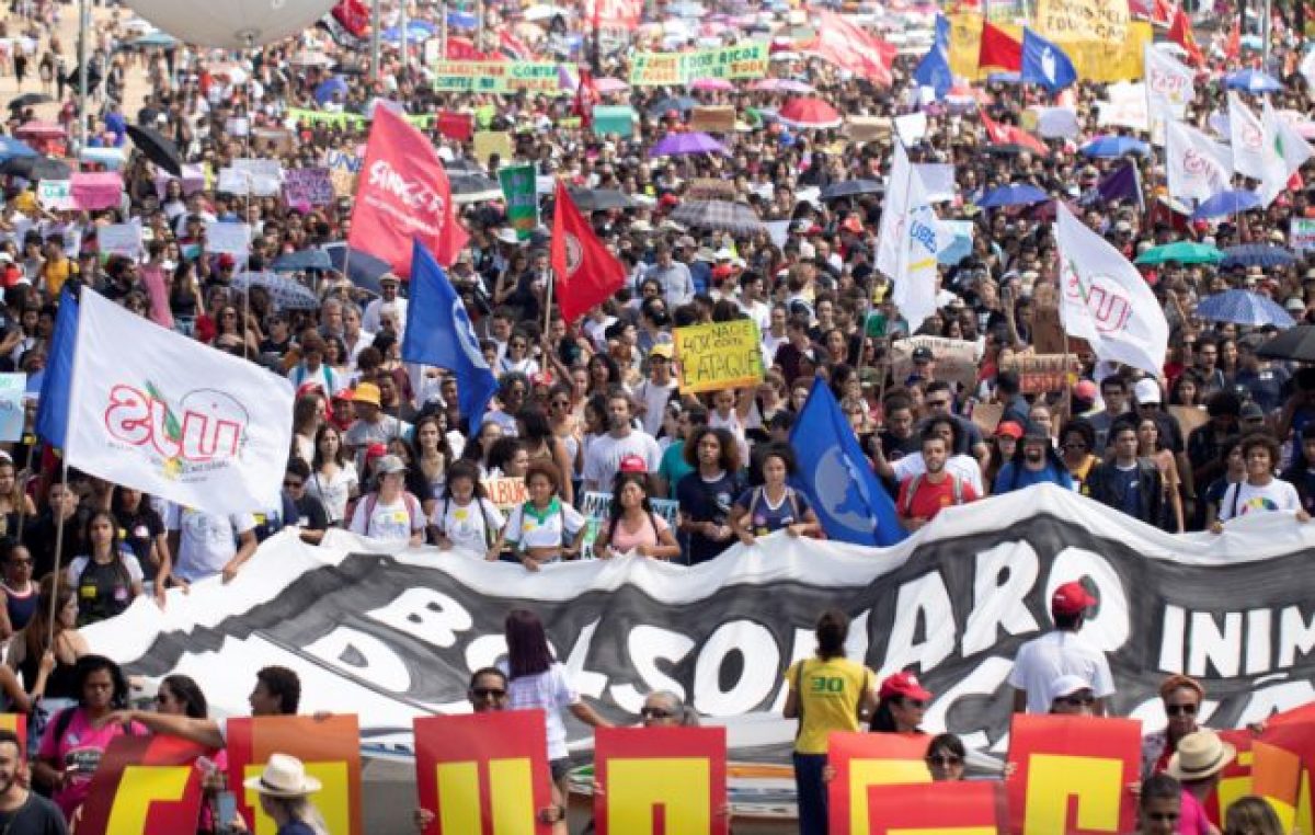 Brasil: La protesta de los “idiotas útiles”