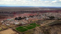 La ciudad de Vaca Muerta no puede pagar los sueldos si no la ayudan