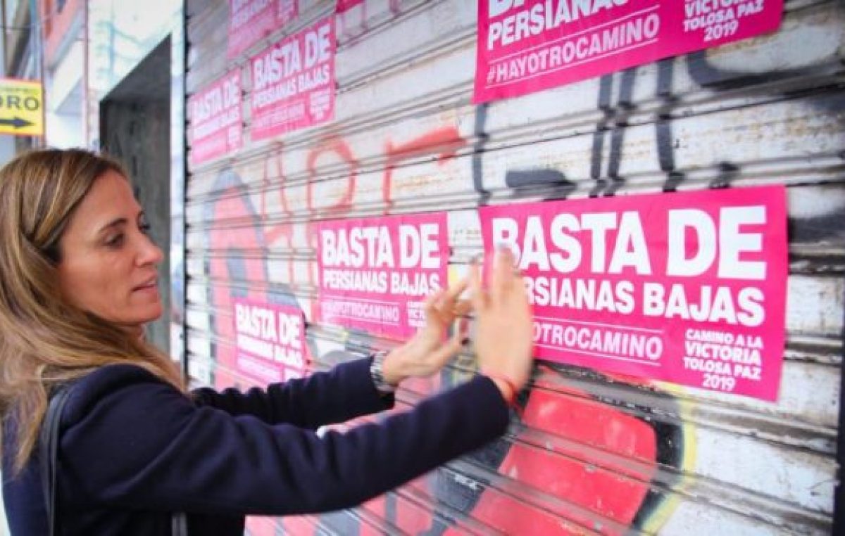 La Plata: «Basta de persianas bajas»