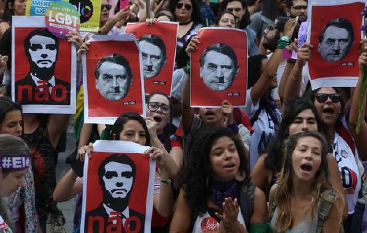 «Las medidas de Bolsonaro amenazan los derechos humanos»