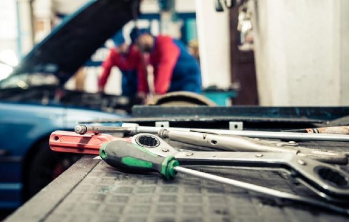 Reducción de gastos: los talleres mecánicos de Rosario trabajan un 40% menos