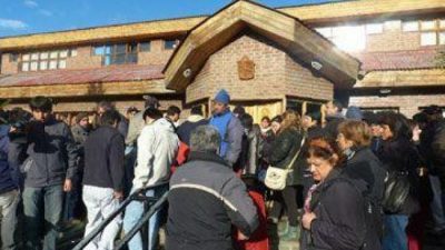 Río Turbio: Los municipales, ante la falta de respuesta, convocaron a un paro