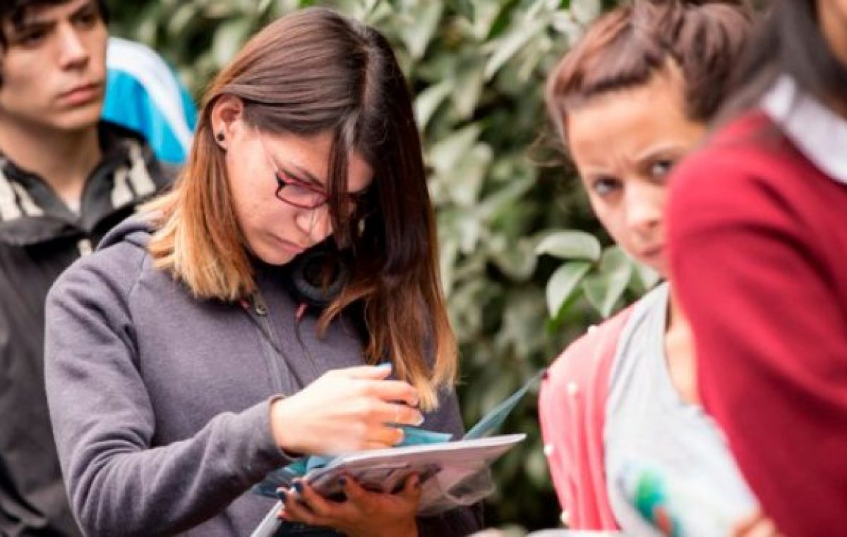 Las mujeres jóvenes son las más afectadas por el desempleo en el Gran Santa Fe