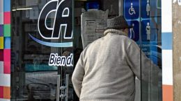 Neuquén: Prepararan un tarifazo de luz para auxiliar a CALF por millonaria deuda