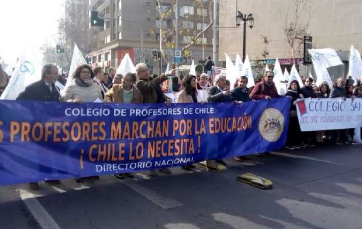 Paro y marcha docente en Chile