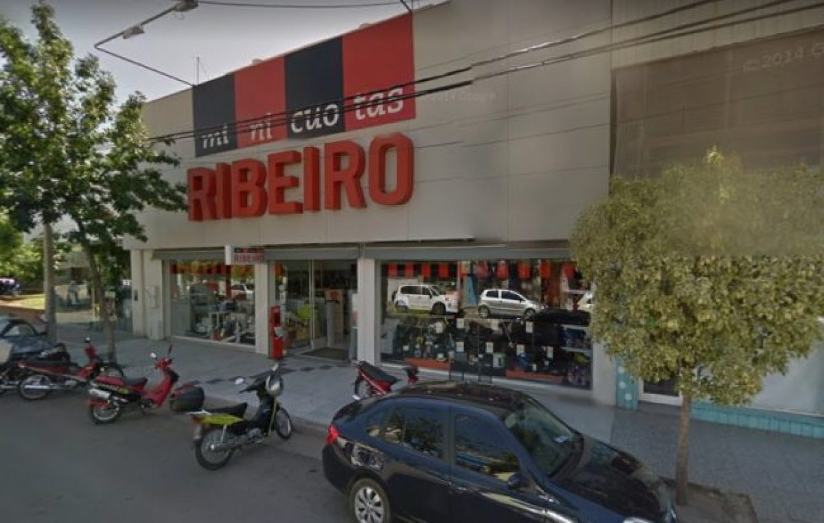 En la cuerda floja: 1500 trabajadores de Ribeiro en alerta por despidos