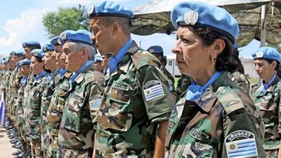 Vanguardia: Uruguay aprobó la «democratización» de sus fuerzas armadas