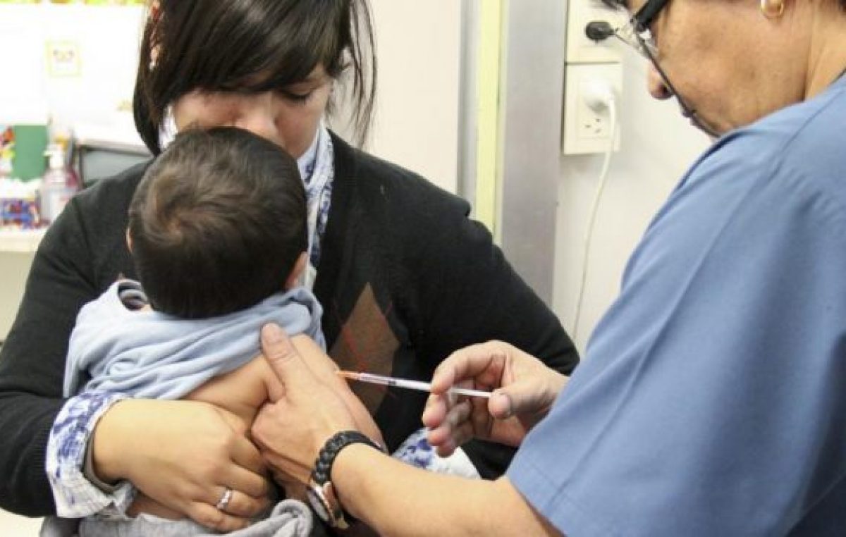Vacunas: 310 chicos por día no consiguen las que necesitan