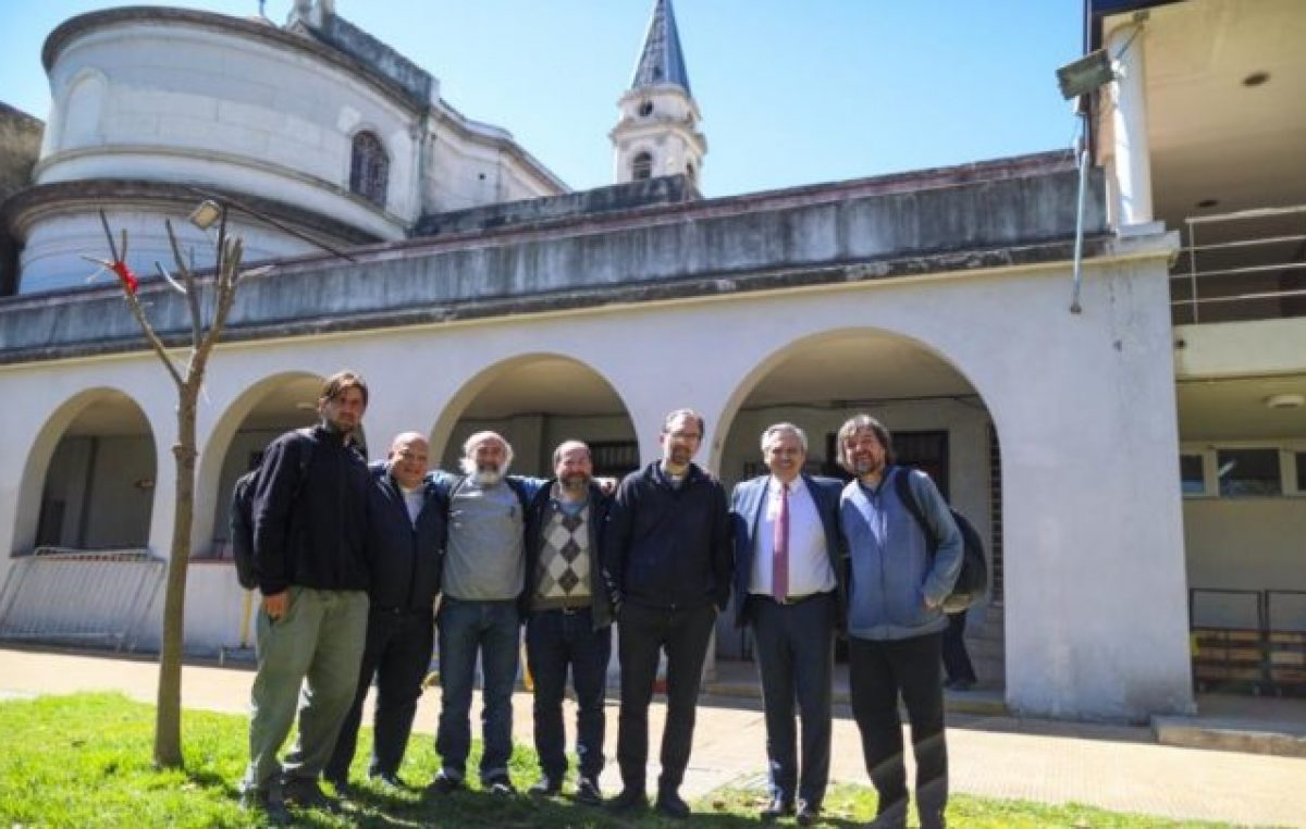 Los “curas villeros” del Papa Francisco se reunieron con Alberto Fernández