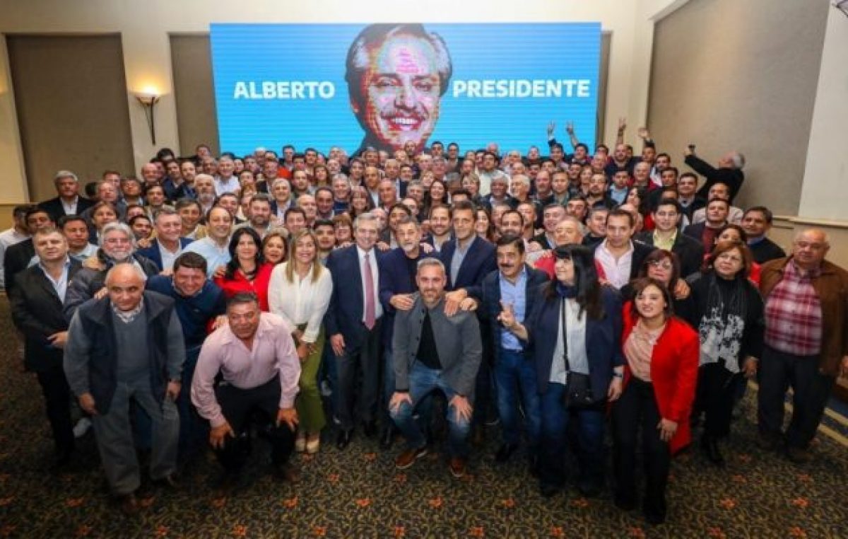 Alberto ubicó a Macri al exigirle que «deje la campaña un rato y se dedique a gobernar»