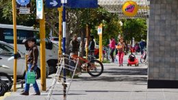 Regina: evalúan modificar ordenanza tarifaria a comercios por la crisis