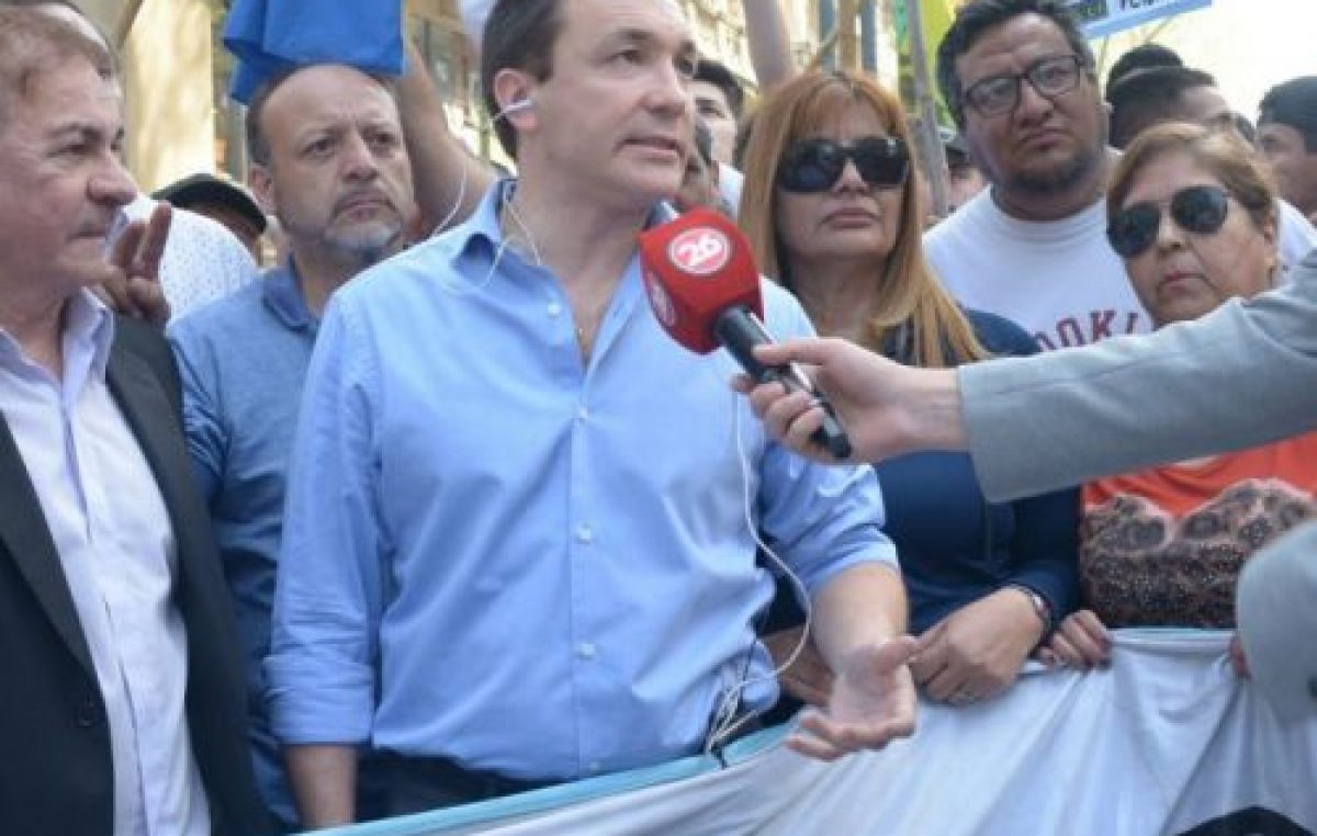 Intendente del Conurbano le pide a Vidal “no confundir la educación de la gente con sumisión”